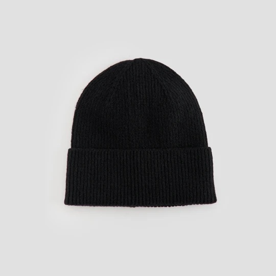 Zdjęcie produktu Czarna czapka beanie z podwiniętym dołem House
