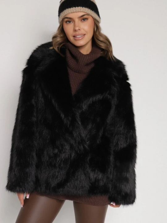 Zdjęcie produktu Czarna Dwurzędowa Kurtka Futerko o Fasonie Oversize Asinella Ann Gissy