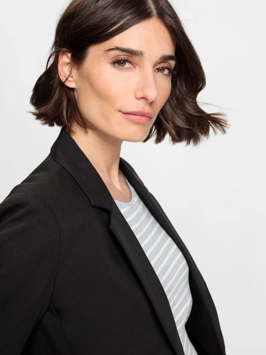 Zdjęcie produktu Czarna elegancka marynarka damska - Basic Olsen