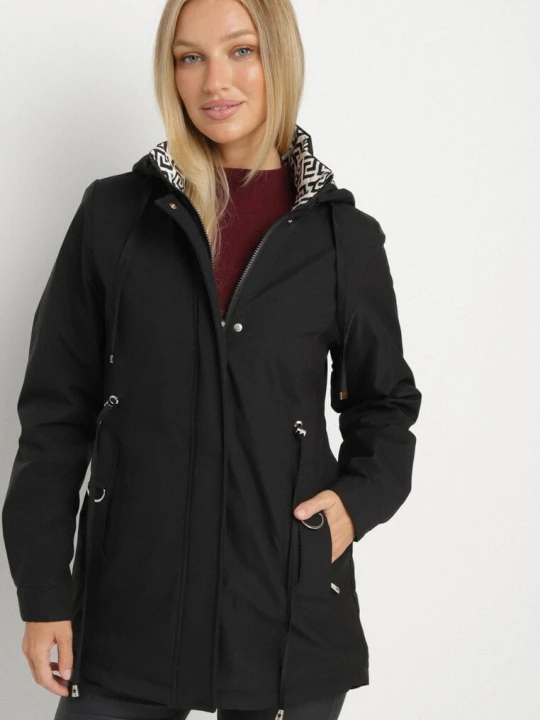 Zdjęcie produktu Czarna Kurtka Parka z Kapturem z Ozdobną Wyściółką Tiolara J.style