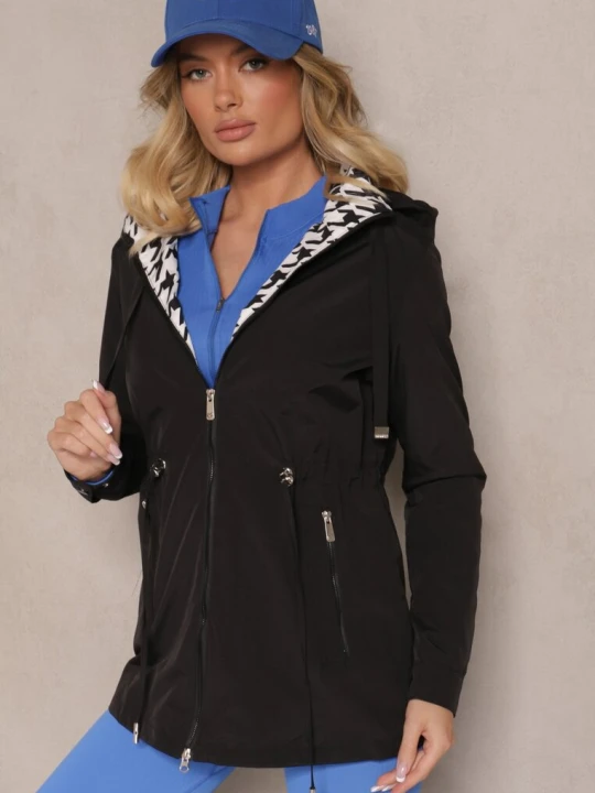 Zdjęcie produktu Czarna Kurtka w Stylu Parki ze Ściągaczem w Talii Arivienne J.style
