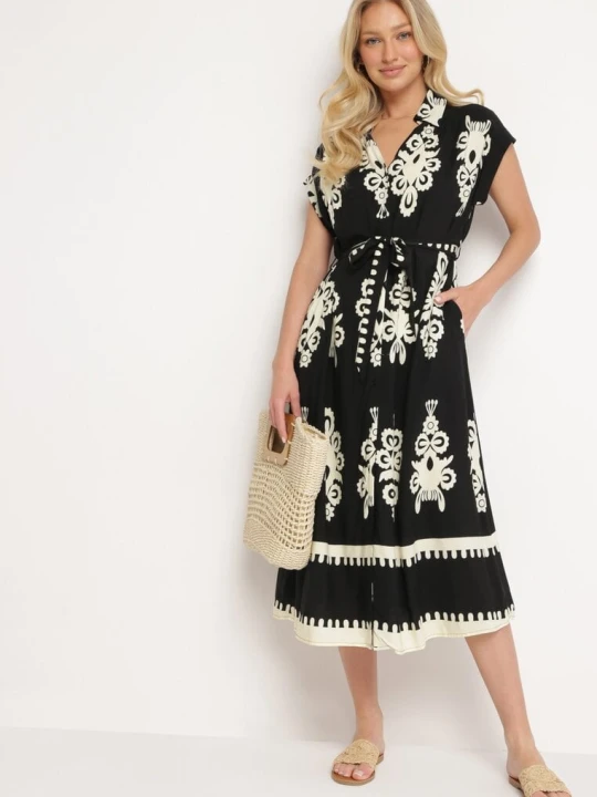 Zdjęcie produktu Czarna Rozkloszowana Sukienka w Stylu Boho Zapinana na Guziki z Materiałowym Paskiem Inferi Unigirl