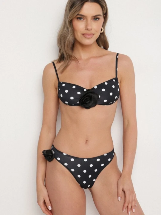 Zdjęcie produktu Czarne Bikini w Kropki Biustonosz i Majtki Figi z Kwiatowymi Aplikacjami Moritia Rosse Line