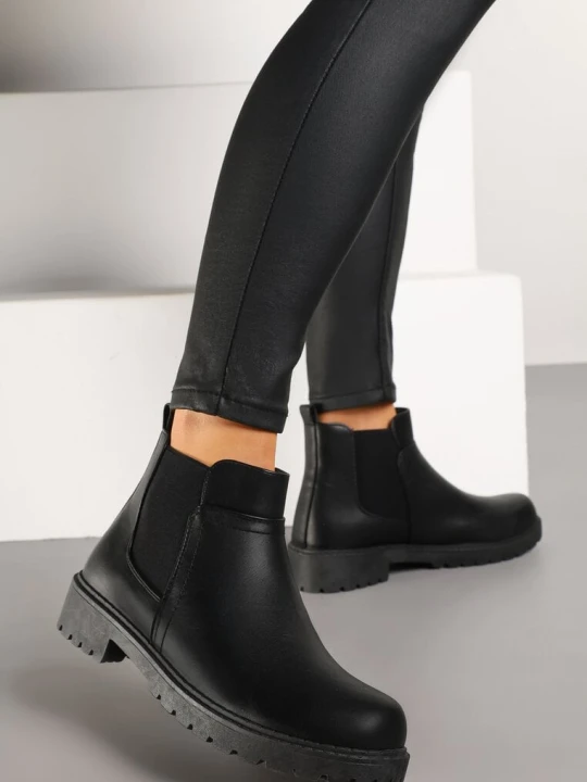 Zdjęcie produktu Czarne Botki Sztyblety w Casualowym Stylu Buckner Vices