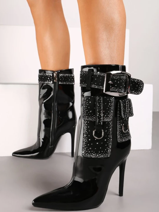Zdjęcie produktu Czarne Botki na Szpilce w Stylu Biker z Imitacjami Kieszeni i Cyrkoniami Ansthea