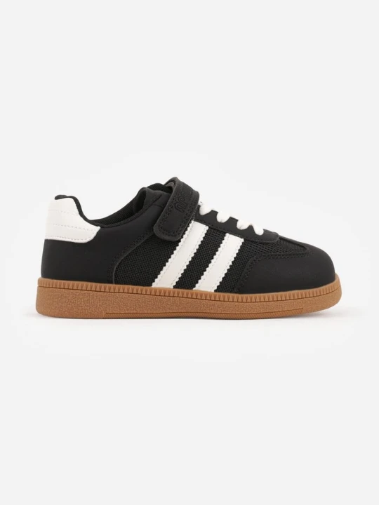Zdjęcie produktu Czarne Buty Sportowe Sneakersy ze Skórzaną Wkładką i Paskami Fyrora Apawwa