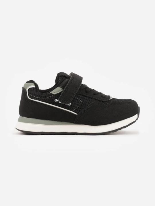 Zdjęcie produktu Czarne Buty Sportowe Sneakersy ze Skórzaną Wkładką i Siateczkowymi Wstawkami Phaethiax Apawwa