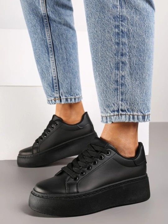 Zdjęcie produktu Czarne Casualowe Sneakersy na Grubej Podeszwie Tiadonia Vices