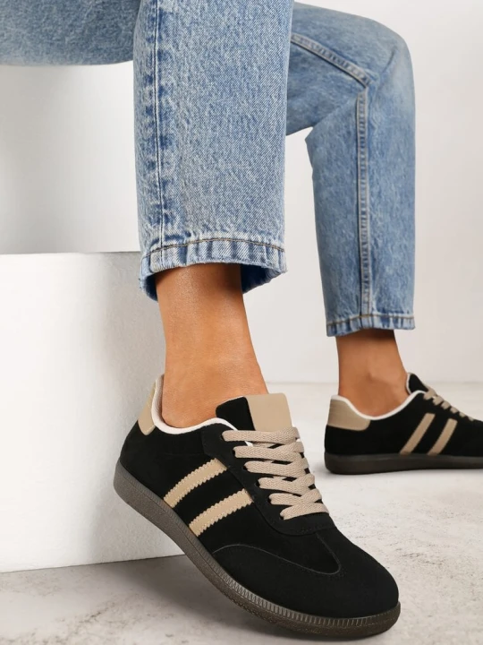 Zdjęcie produktu Czarne Casualowe Sneakersy z Ekozamszu na Płaskiej Podeszwie Pemeriana