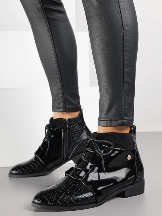 Zdjęcie produktu Czarne Eleganckie Botki Vices ze Sznurowaną Cholewką Vlerrie
