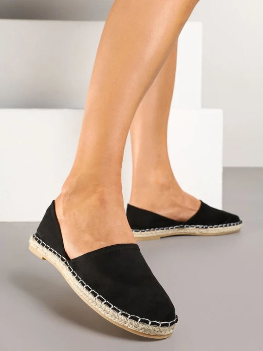 Zdjęcie produktu Czarne Espadryle z Plecionką i Wyciętą Cholewką Prommea Bellucci