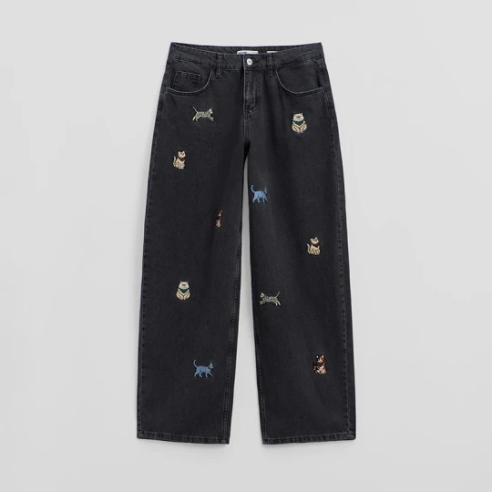 Zdjęcie produktu Czarne jeansy baggy fit w kotki House