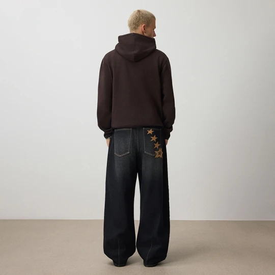 Zdjęcie produktu Czarne jeansy barrel fit z haftem gwiazdek House