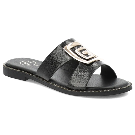 Zdjęcie produktu Klapki damskie Filippo, na płaskim obcasie z eko skóry z ozdobą eleganckie, czarne, DK3703-25-BK