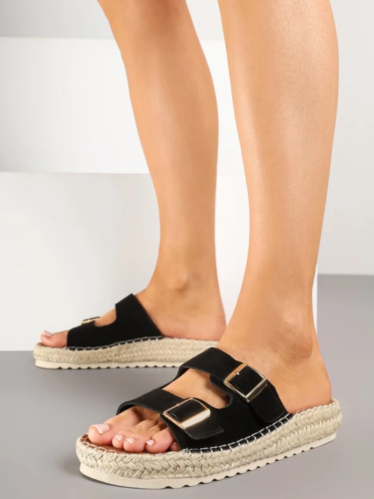 Zdjęcie produktu Czarne Klapki z Klamrami i Jutową Plecionką Karinn Fashion