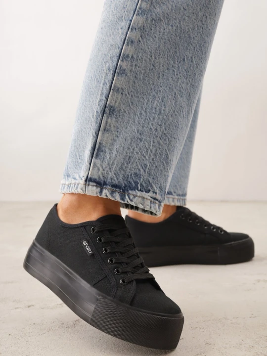 Zdjęcie produktu Czarne Klasyczne Trampki VICES w Stylu Basic Riovanna