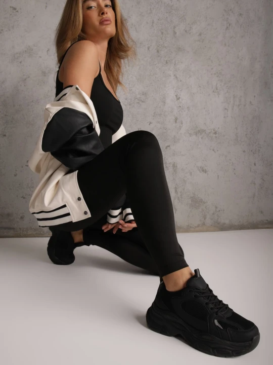 Zdjęcie produktu Czarne Legginsy Basic z Modelującą Wstawką w Pasie Liacan Glo-story