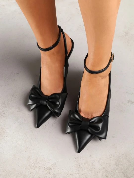 Zdjęcie produktu Czarne Sandały Vices na Szpilce Slingback Ozdobione Kokardą Tilvanea