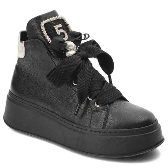 Zdjęcie produktu Czarne Sneakersy Chebello Eleganckie Obuwie Damskie Z Broszką