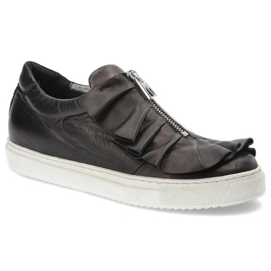 Zdjęcie produktu Sneakersy damskie Karino, eleganckie i na płaskiej podeszwie, czarne, 2991-076-P