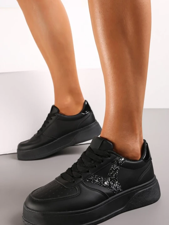 Zdjęcie produktu Czarne Sneakersy na Grubej Podeszwie przed Kostkę z Brokatowymi Wstawkami Dyla