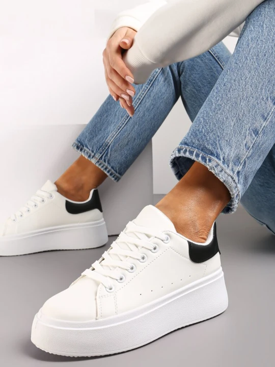 Zdjęcie produktu Biało-Czarne Sneakersy na Grubej Podeszwie Yarna