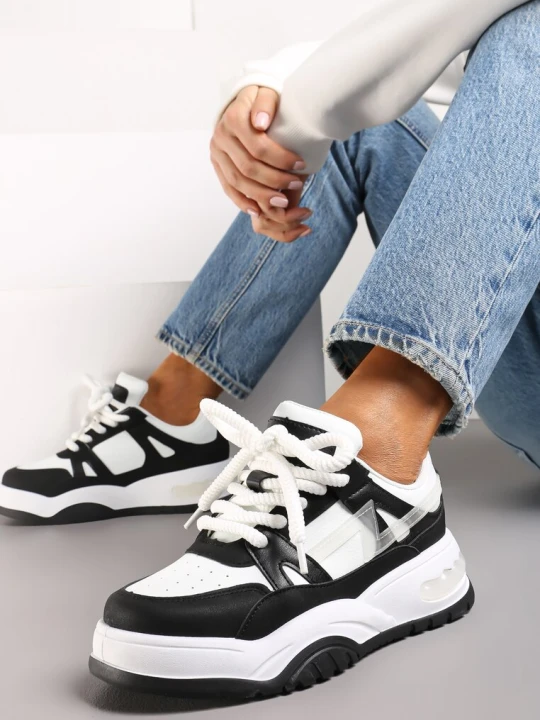 Zdjęcie produktu Czarne Sneakersy na Grubej Podeszwie z Szerokim Wiązaniem Iniestra