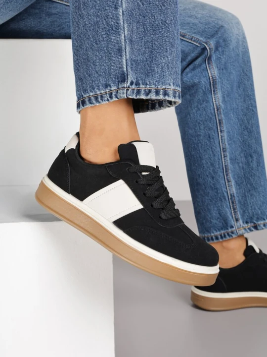 Zdjęcie produktu Czarne Sneakersy na Kauczukowej Podeszwie Claside