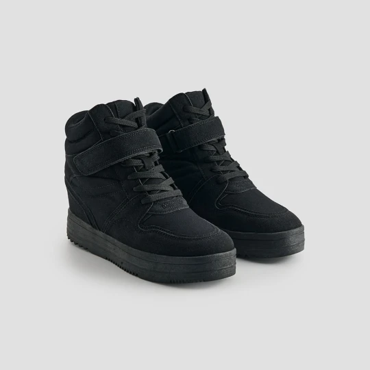 Zdjęcie produktu Czarne sneakersy na koturnie House