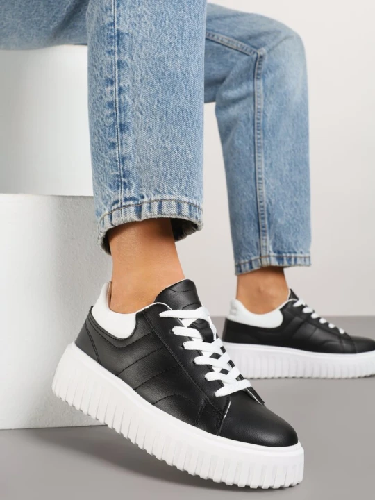 Zdjęcie produktu Czarno-Białe Sneakersy na Platformie Ozdobionej Tłoczonej Zdivona Renda