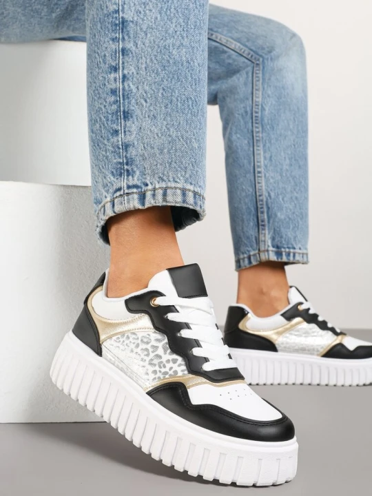Zdjęcie produktu Biało-Czarne Sneakersy na Platformie z Tłoczeniem Ozdobione Panterką i Perforacją Udivaya Renda