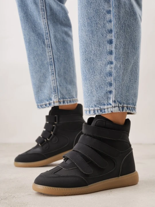 Zdjęcie produktu Czarne Sneakersy na Ukrytym Koturnie Farnella