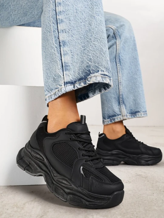 Zdjęcie produktu Czarne Sneakersy Vices na Platformie Ozdobione Tłoczeniem Natiselle