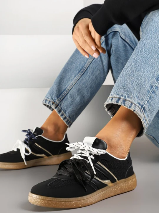 Zdjęcie produktu Czarne Sneakersy z Geometrycznymi Paskami i Podwójnym Wiązaniem Florlevi Be.Sport