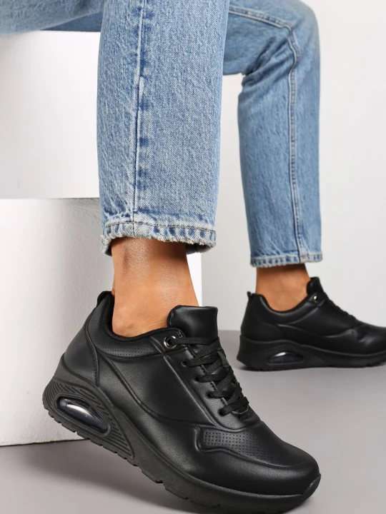 Zdjęcie produktu Czarne Sneakersy z Imitacji Skóry na Podeszwie Air ze Sznurowaniem Nirele
