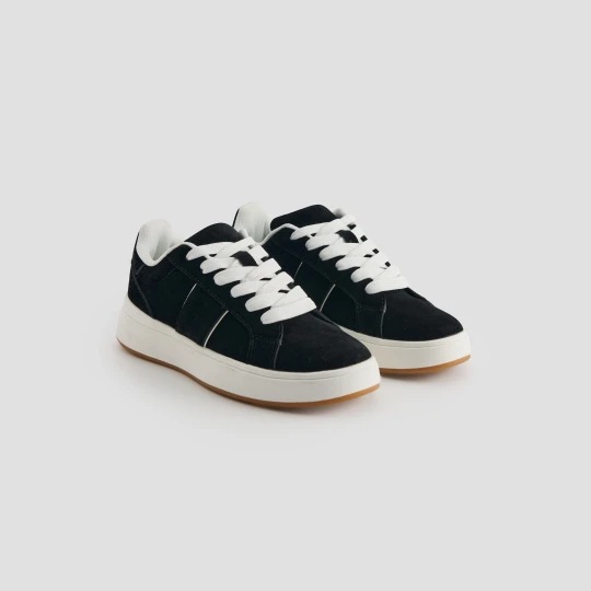 Zdjęcie produktu Czarne sneakersy ze sztucznego zamszu House