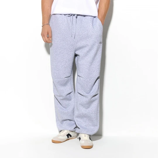 Zdjęcie produktu Czarne spodnie dresowe baggy fit z zaszewkami House szary