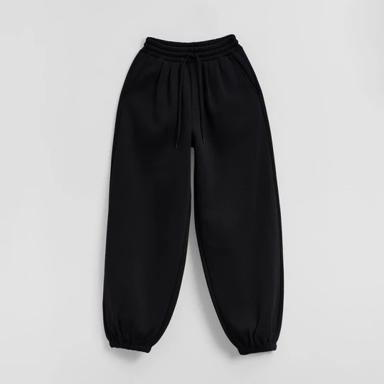 Zdjęcie produktu Czarne spodnie dresowe baggy fit basic House
