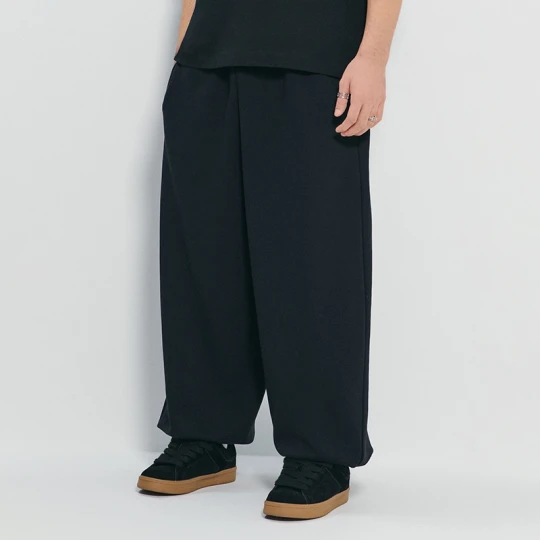 Zdjęcie produktu Czarne spodnie dresowe super baggy House