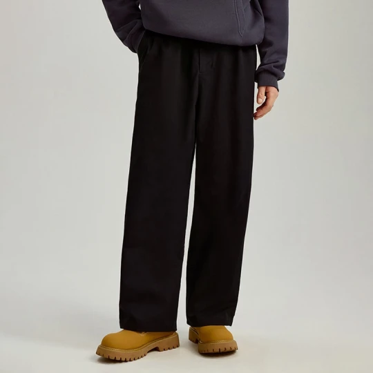 Zdjęcie produktu Czarne spodnie materiałowe skater fit House