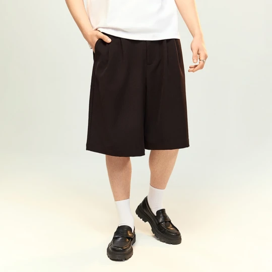 Zdjęcie produktu Czarne szorty chino z zakładkami House