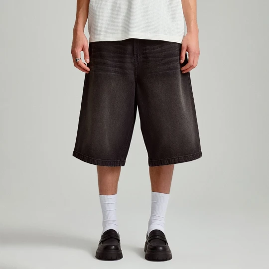 Zdjęcie produktu Czarne szorty jeansowe baggy fit House