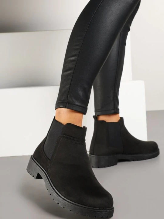 Zdjęcie produktu Czarne Botki Sztyblety z Imitacji Zamszu w Casualowym Stylu Buckner Vices