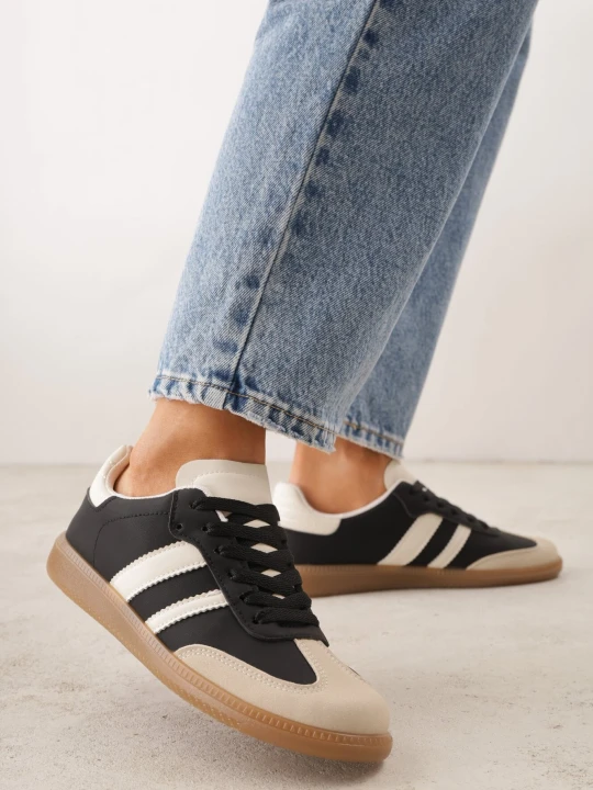 Zdjęcie produktu Czarno-Beżowe Płaskie Sneakersy Ozdobione Paskami Glaria Gowin