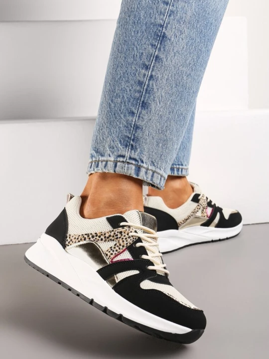 Zdjęcie produktu Czarno-Beżowe Sneakersy z Siateczkowymi i Metalicznymi Zdobieniami Detama