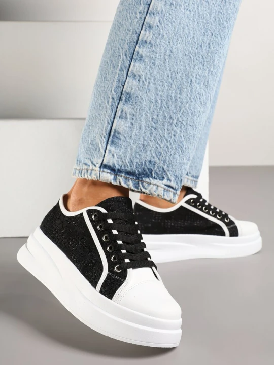 Zdjęcie produktu Czarno-Białe Koronkowe Sneakersy na Grubej Podeszwie Falinira Maira