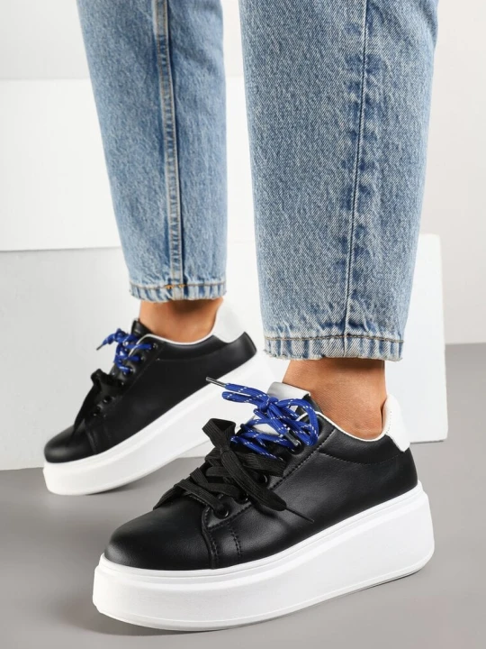 Zdjęcie produktu Czarno-Białe Sneakersy Ozdobione Podwójnym Wiązaniem Zdivane Renda