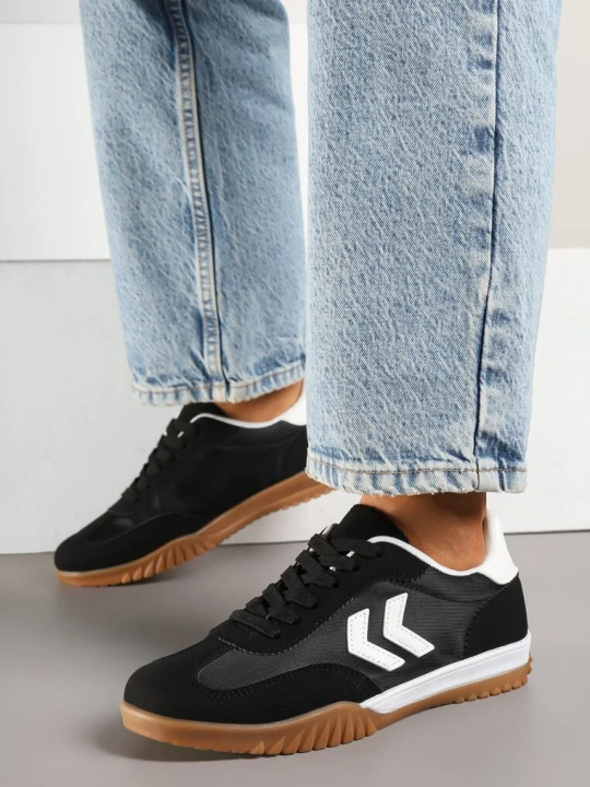 Zdjęcie produktu Czarno-Białe Sneakersy w Stylu Klasycznych Tenisówek z Ozdobnymi Przeszyciami Mepnia 888