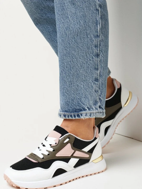 Zdjęcie produktu Czarno-Białe Sneakersy Zdobione Wstawkami Garcia