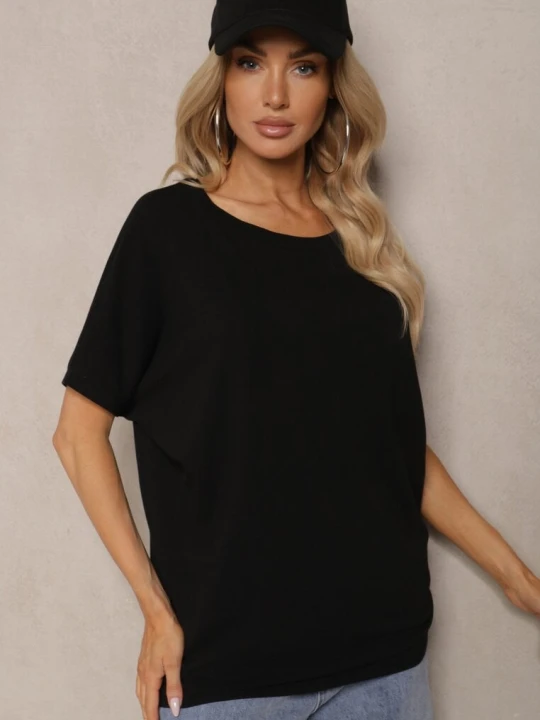 Zdjęcie produktu Czarny Bawełniany T-shirt Oversize z Krótkim Rękawem i Dłuższym Tyłem Zanimara
